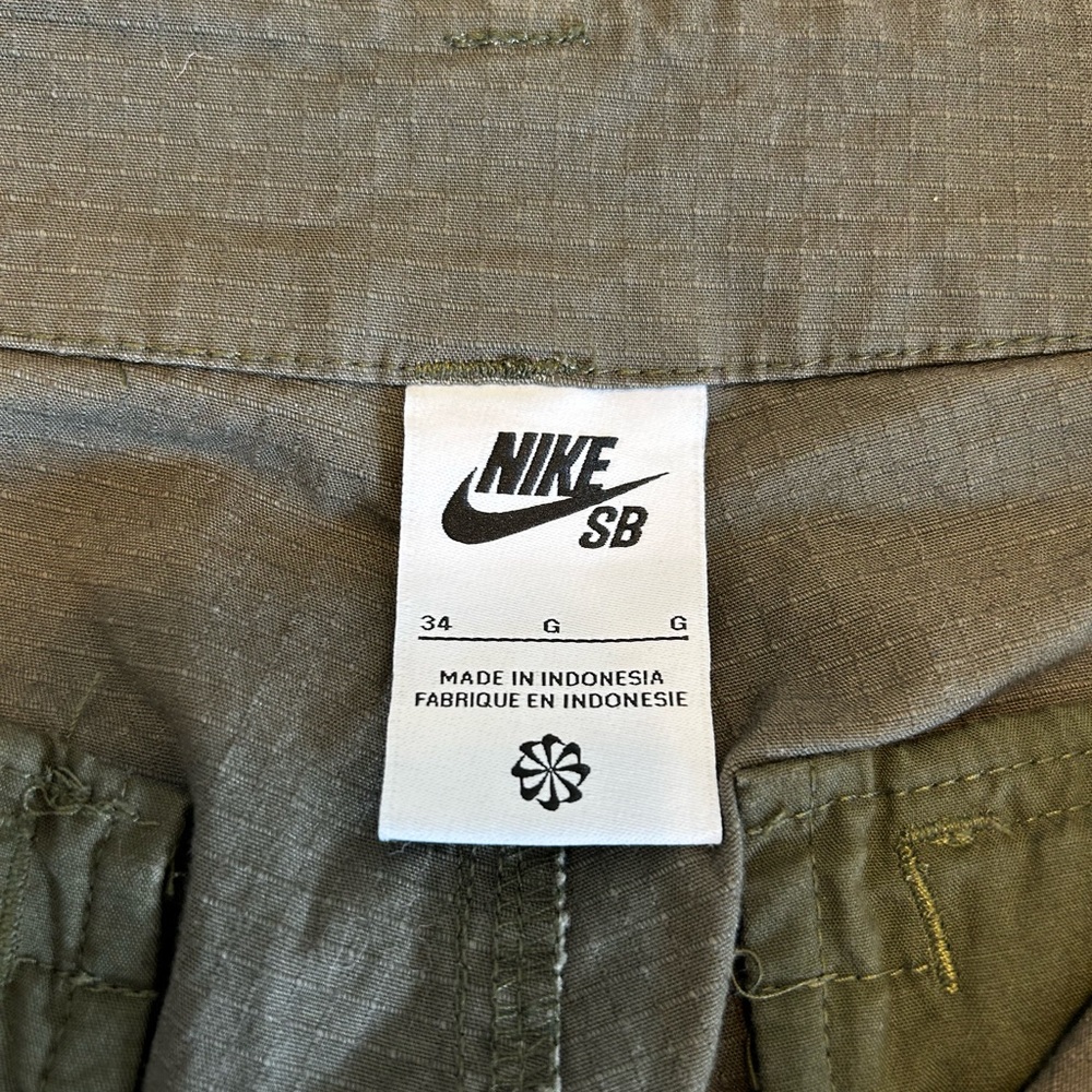 Nike SB Skate Cargo Pant Green Men’s Size 34 - Picture 11 of 13